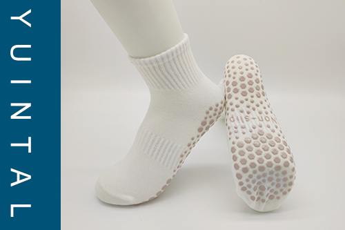 Custom Design Non Slip Yoga Pilates Grip Socks